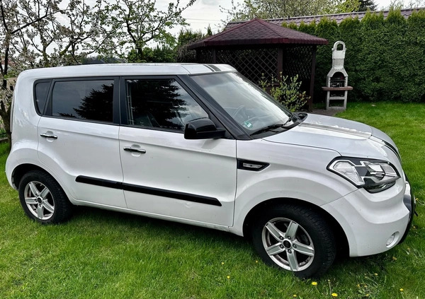 Kia Soul cena 26900 przebieg: 82589, rok produkcji 2011 z Międzybórz małe 29